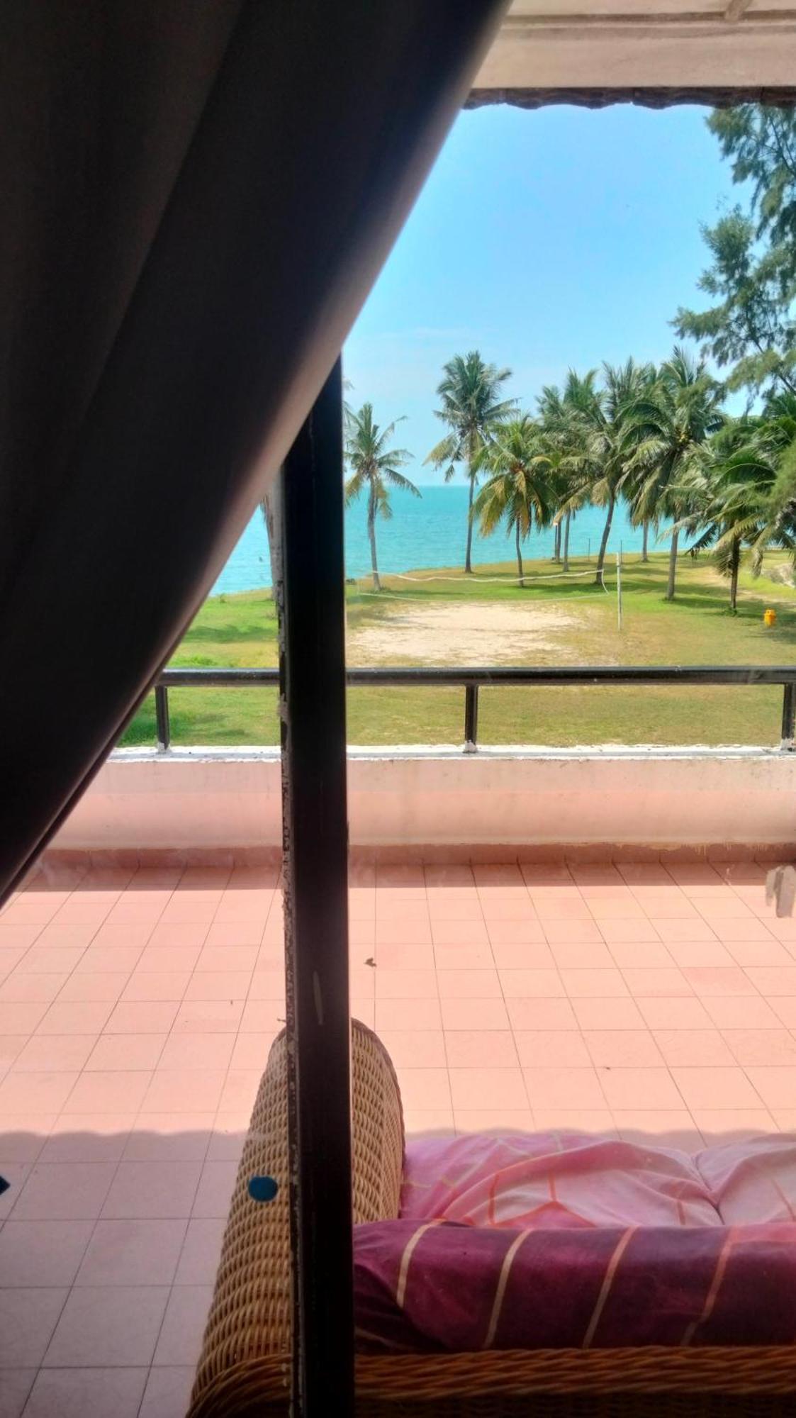 Pd Seaview Corus Paradise Lagoon Port Dickson Dış mekan fotoğraf